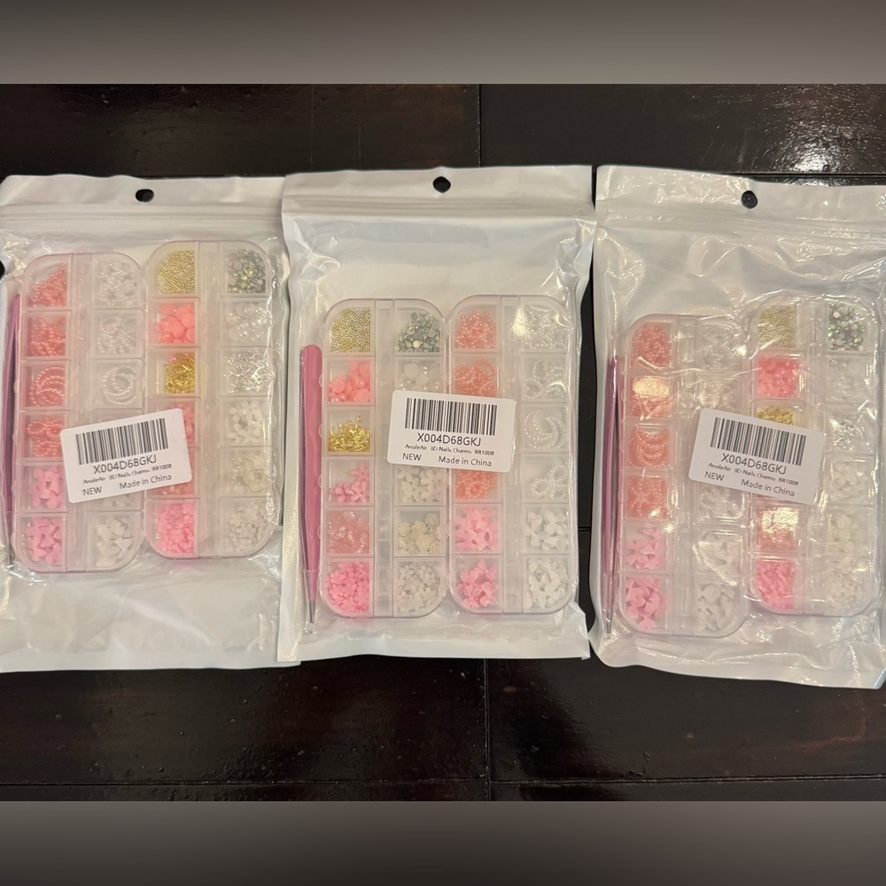NWT AnoleAir 3D Nails Charms designed for nail art decoration